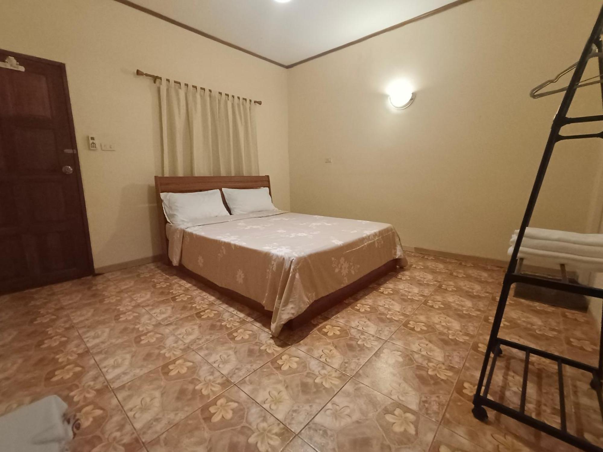 Tiki Bar-Kantiang Guesthouse Ko Lanta Eksteriør billede