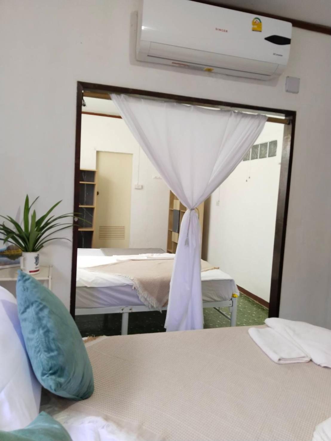 Tiki Bar-Kantiang Guesthouse Ko Lanta Eksteriør billede